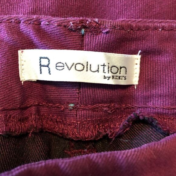 3 for $30! Revolution magenta pants.‎ - Picture 4 of 9